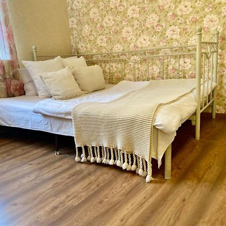 Вірменська 14 Центр З Балконом Не Далеко Від Ж Д Вокзалу Звітні Документи Apartamento Lviv Exterior foto