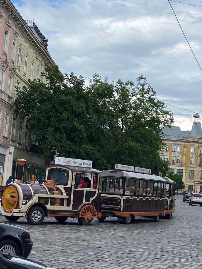 Вірменська 14 Центр З Балконом Не Далеко Від Ж Д Вокзалу Звітні Документи Apartamento Lviv Exterior foto